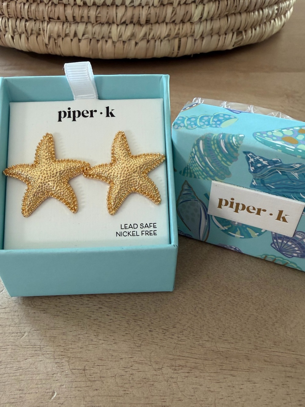 piper·k Gold Starfish Stud Earrings